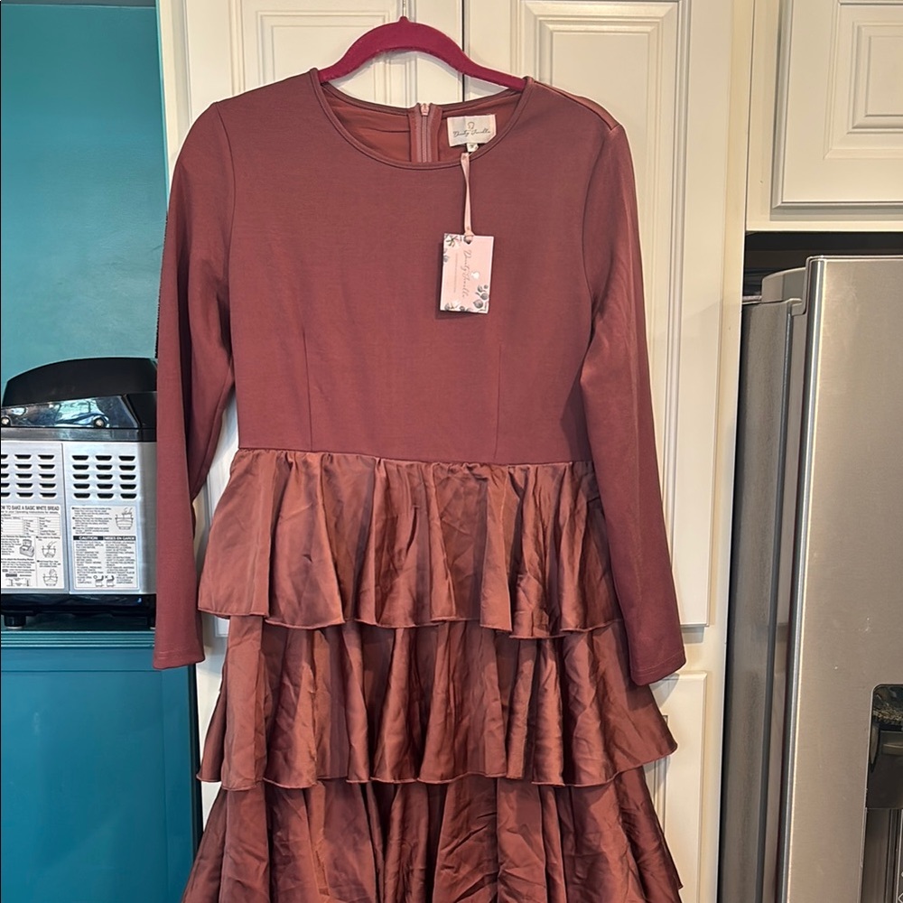 Dainty Jewells The Opera Awaits Dress size medium NWT